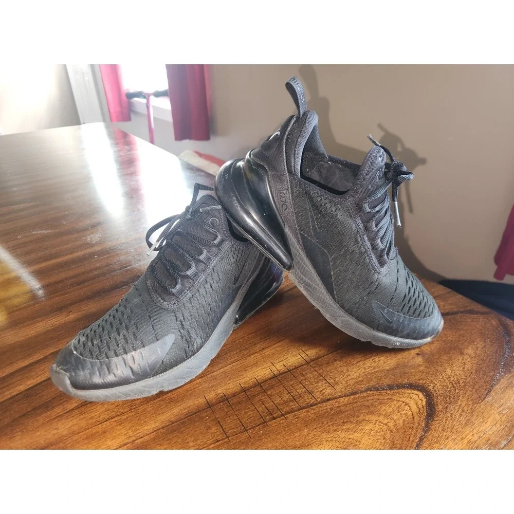 Size 5.5 (GS) - Nike Air Max 270 Low Triple Black
